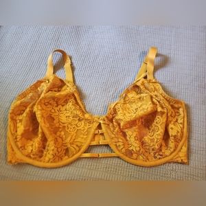 Cacique bra 44H w/ matching hipster panties 22/24